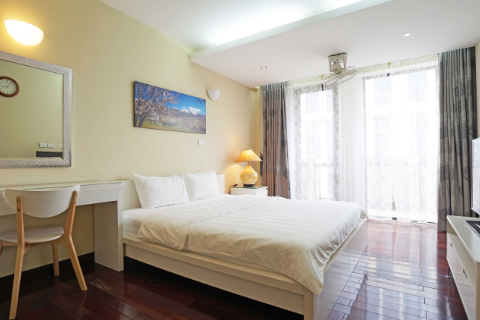 High-floor 2 bedroom apartment for rent in Hoan Kiem district, Hanoi