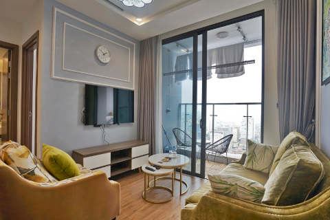 Luxury 2 bedroom apartment for rent in Vinhomes Metropolis, Lieu Giai, Ba Dinh