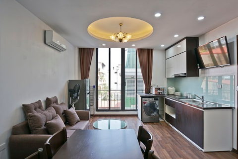 Modern 1 bedroom apartment for rent in Ho Ba Mau, Hanoi