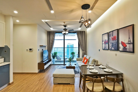 Good quality apartment with 2 bedrooms for lease in Vinhomes Metropolis, Lieu Giai, Ba Dinh
