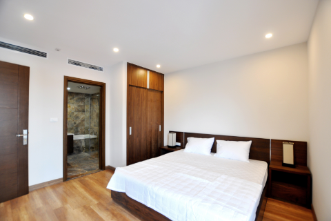 Lovely & modern 1 bedroom apartment near Ba Mau lake for rent, Hai Ba Trung, Hanoi