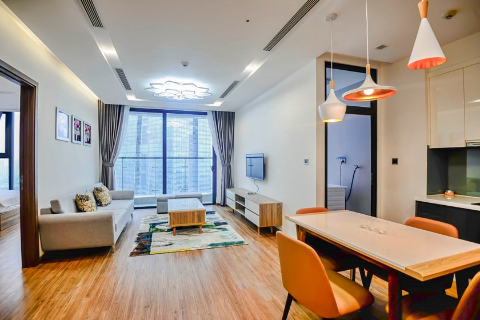 High floor apartment with 2 bedrooms for rent in Vinhomes Metropolis, Lieu Giai