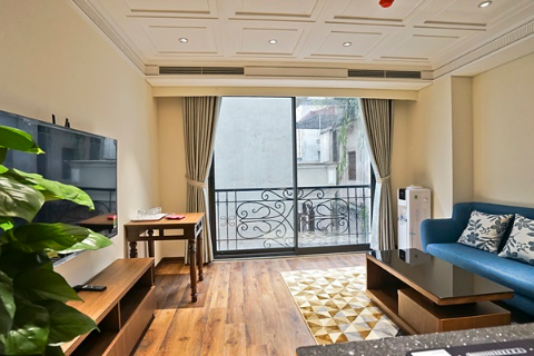 Modern serviced 2 bedroom apartment for rent in Hai Ba Trung, Hanoi
