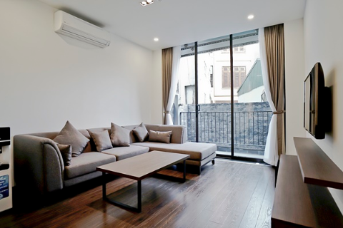 Beautiful & bright 1 bedroom apartment for rent in Ho Ba Mau, Hanoi