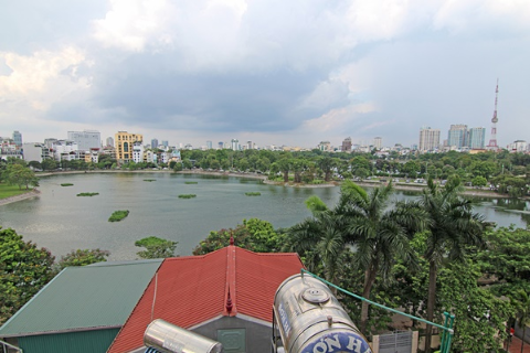 Beautiful duplex lake view 3 bedroom apartment to rent on Ho Ba Mau, Hanoi