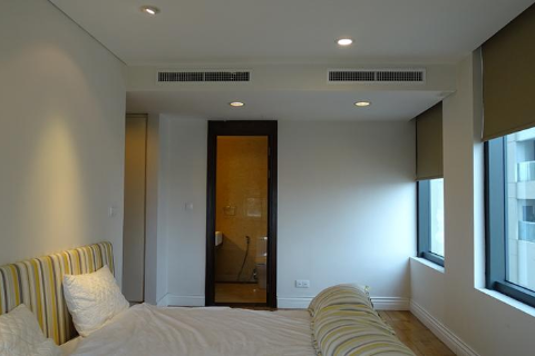 Modern & bright 2 bedroom apartment for rent in Hoang Thanh Tower, Hanoi