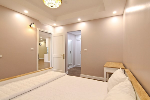 Cozy 1 bedroom apartment for rent nearby Ho Ba Mau lake, Hanoi