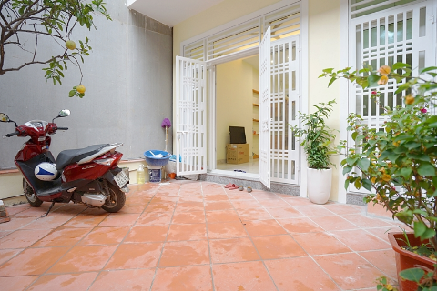 Nice and bright house for rent with 3 bedrooms, 3 private bathrooms in Tay Ho