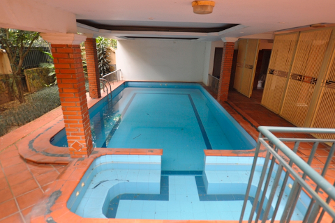 Beautiful 5 bedroom villa for rent in Tay Ho with swimming pool, car access