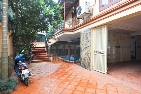 Beautiful 5 bedroom villa for rent in Tay Ho with swimming pool, car access