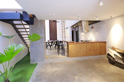 Nice design house with 3 bedrooms for rent in Tay Ho, Hanoi