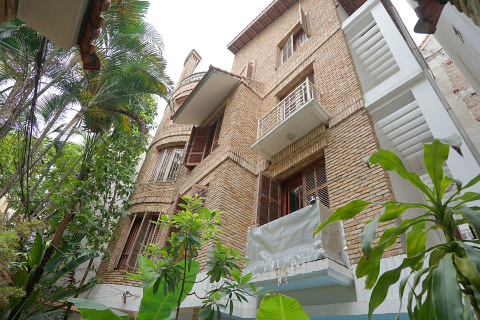 Stunning 4 bedroom villa with swimming pool and nice layout for rent in Tay Ho, Hanoi