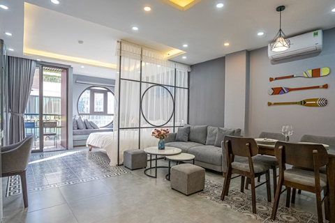 Brand new 01 bedroom with beautiful balcony apartment for rent in Hai Ba Trung, Hanoi