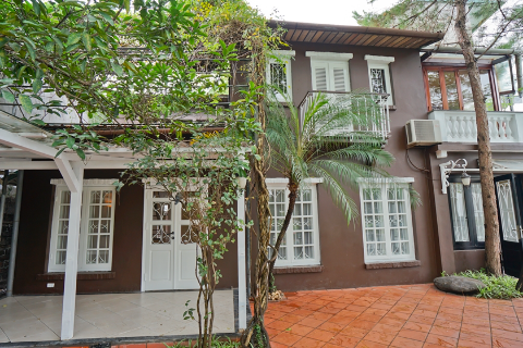 Lake view 3 bedroom house with a spacious garden for rent in Tay Ho