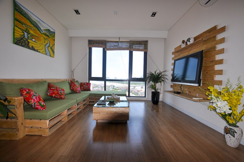 Beautiful 3 bedroom apartment with River view for rent, Hanoi