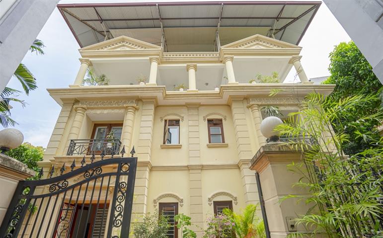 Spacious 5 bedroom house with a huge balcony for rent on To Ngoc Van street, Tay Ho.