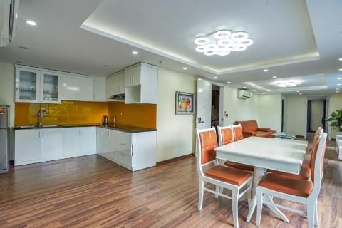 Lake view 2 bedroom apartment for rent on Pham Huy Thong street, Ba Dinh district