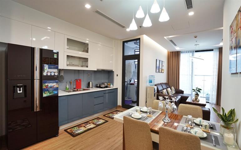 Building M3-Vinhome Metropolis beautiful 2 bedroom apartment for rent at reasonable price, Ba Dinh district