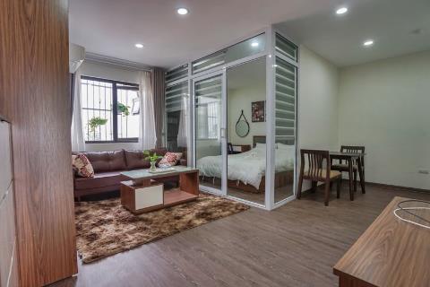 Cozy apartment on the high floor for rent in Dao Tan, Ba Dinh district