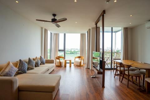 LAKE VIEW apartment with 3 bedrooms for rent in Xom Chua street, Tay Ho.