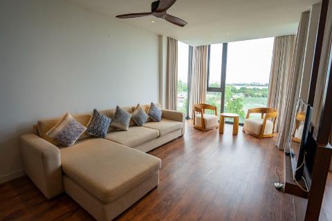 LAKE VIEW apartment with 3 bedrooms for rent in Xom Chua street, Tay Ho.