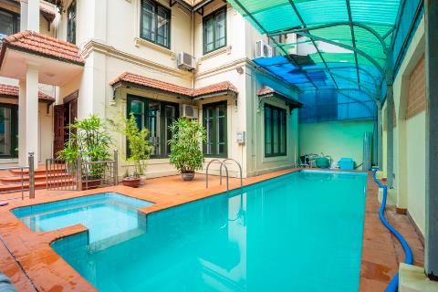 Spacious villa with 5 bedrooms and swimming pool for rent in Dang Thai Mai, Tay Ho