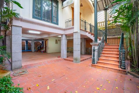 Stunning villa with 5 bedrooms and wimming pool for rent on To Ngoc Van street, Tay Ho, Hanoi