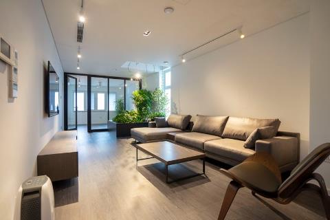 Brand new and modern 4 bedroom apartment for rent on Au Co street, Tay Ho