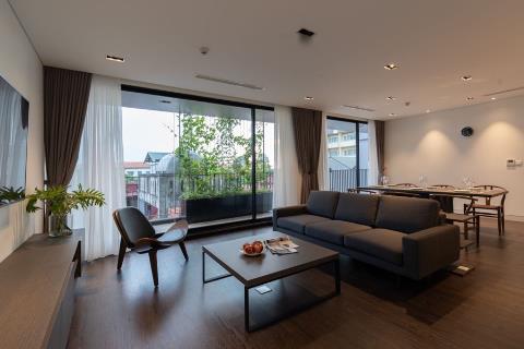 Modern and bright 3 bedroom apartment for rent in To Ngoc Van, near the lake