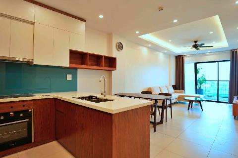 Bright and spacious 2 bedroomd apartment for rent on Trinh Cong Son, Tay Ho, Hanoi