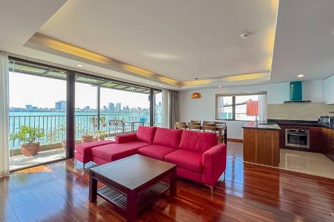 Lake view 3 bedroom apartment with a spacious balcony for rent on Quang Khanh