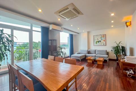 Lake view 3 bedroom apartment with balcony for rent on Quang Khanh