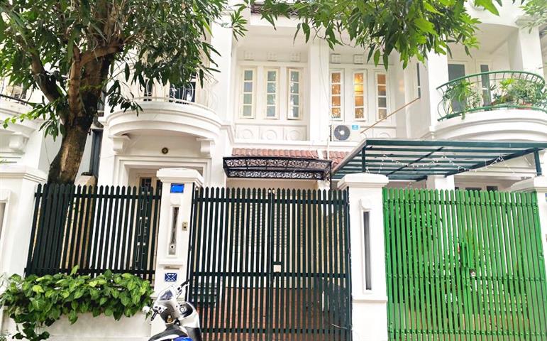Fully furnished 4 bedroom villa for rent in block C Ciputra area Hanoi