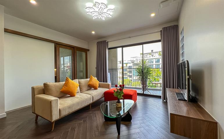 Lake view 2 bedroom apartment with a balcony for rent on Yen Hoa street