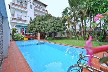 Swimming pool and nice decoration with lake view 4 bedroom villa for rent in Tay Ho