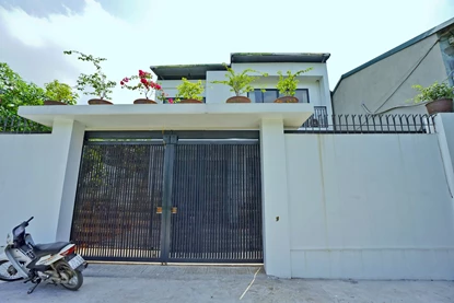 Modern style and spacious 4 bedroom villa for rent in Tay Ho