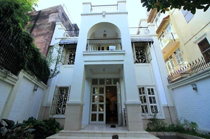 Modern house for rent with 4 bedrooms on Tu Hoa street, Tay Ho