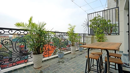 Amazing 1 bedroom apartment with big balcony for rent in Hai Ba Trung, Hanoi
