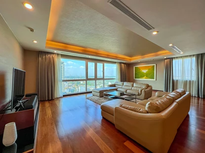 Luxurious duplex 4 bedroom apartment for rent in Fraser Suites Hanoi with incredible lake-view and highly selected amenities, Tay Ho