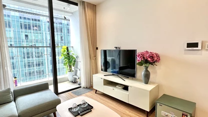 Gorgeous 1 bedroom apartment with modern furnitures to rent in Vinhomes Metropolis