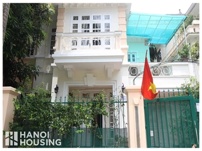 Fully furnished and nice 4 bedroom villa for rent at D Block, Ciputra, Tay Ho