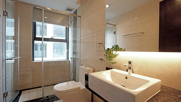 Hoang Thanh（ホアンタンタワー）