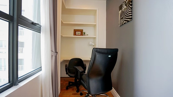 Hoang Thanh（ホアンタンタワー）