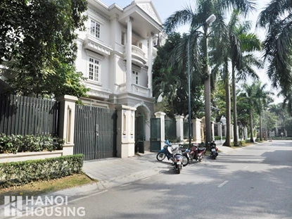 Green view with wooden floor 5 bedroom villa for rent at C Block, Ciputra, Tay Ho