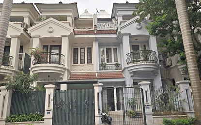 Modern designed 4 bedroom villa for rent in C Block, Ciputra