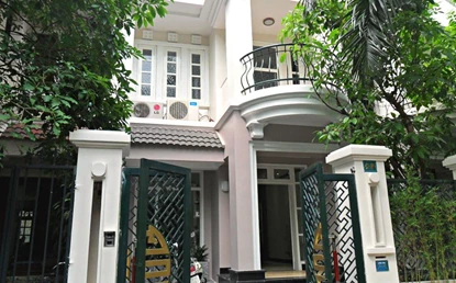 Reasonable price and quiet 4 bedroom villa for rent in C Block, Ciputra