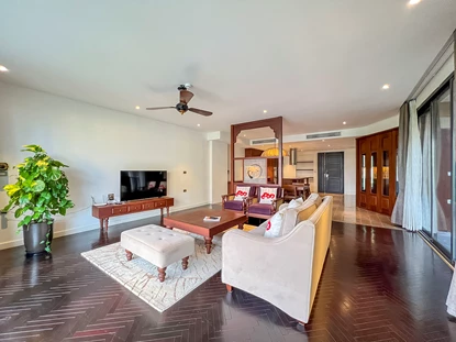 クアンカイン通り(Quang Khanh通り)の新築モダン4ベッドルームアパートメント（湖の近く）賃貸情報