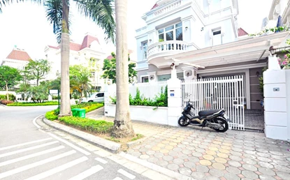 Huge villa and charming 5 bedroom for rent at T2 Block, Ciputra, Tay Ho