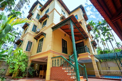 Stunning 5 bedroom villa with a swimming pool for rent in To Ngoc Van, Tay Ho