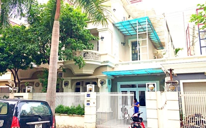 Beautiful and bright 4 bedroom villa for lease at T4 Ciputra, Tay Ho